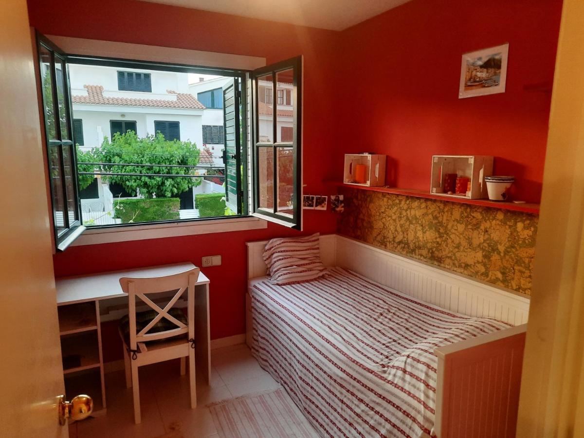 Apartmán Cosy House With Garden Infront Of The Sea Creixell Exteriér fotografie