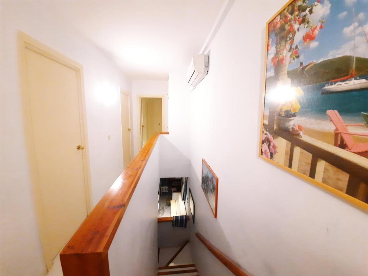 Apartmán Cosy House With Garden Infront Of The Sea Creixell Exteriér fotografie